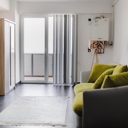Plaza Apartment Сату Маре Екстериор снимка
