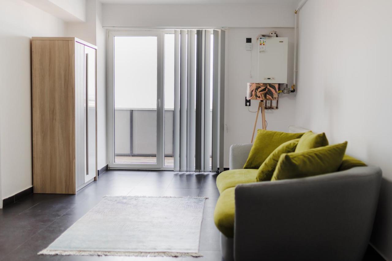 Plaza Apartment Сату Маре Екстериор снимка